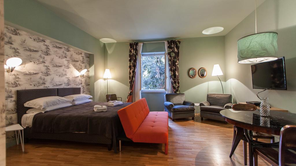 Suite Spanish Apartment Рим Екстериор снимка